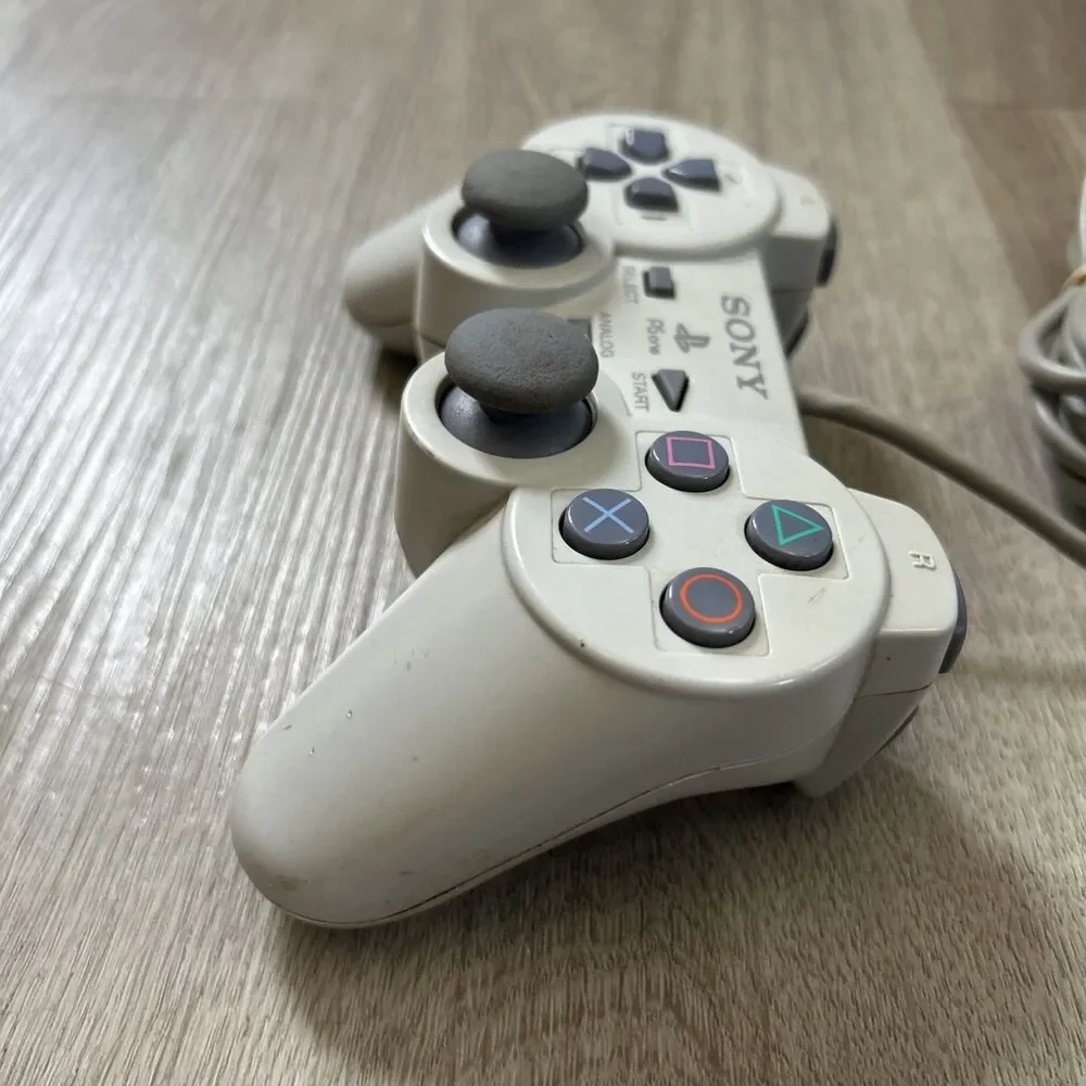 Sony PS1 PS One PlayStation Dual Shock Controller SCPH-110 White OEM Tested